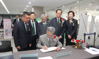 แอร์เอเชีย แถลงเปิดเส้นทางบิน "หาดใหญ่-สุวรรณภูมิ" เที่ยวเดียวเริ่มต้นที่ 990 บาท!