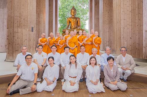 12 เยาวชนรุ่นใหม่ ก้าวสู่เส้นทางธรรมกับ “สามเณรปลูกปัญญาธรรม“ ปี 11