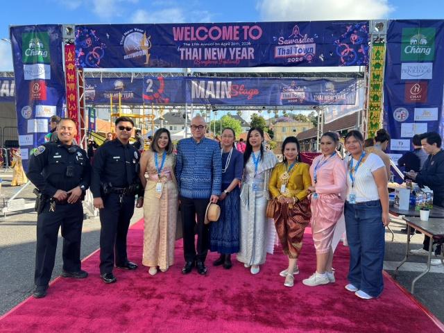 งานไทยนิวเยียร์ฯยิ่งใหญ่-ชูผัดไทยทำยอดขายสร้างสถิติโลกสำเร็จครั้งแรก