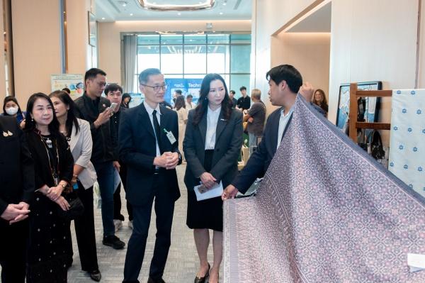 สวทช.-ธกส.-กรมหม่อนไหมอัดนวัตกรรมสินเชื่อชูไหมไทย