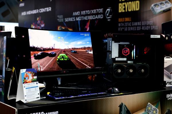 เริ่มแล้ว COMMART UNBOXมหกรรมสินค้าไอทีส่งท้ายปี