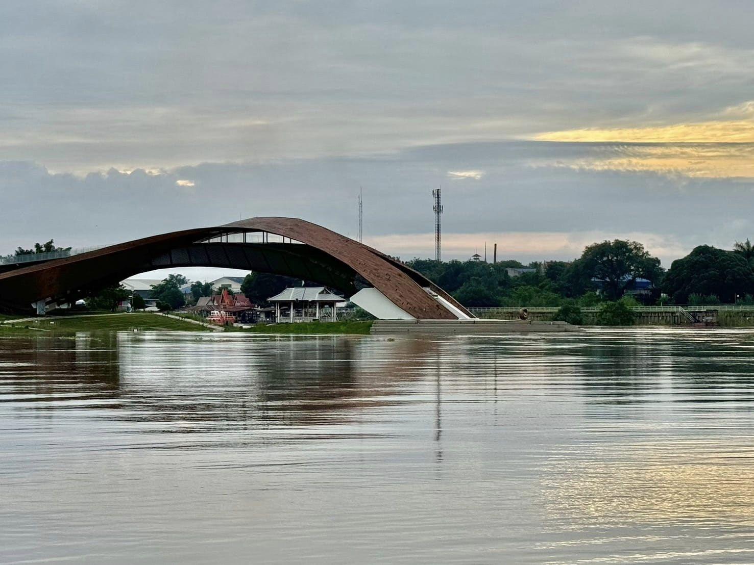 ย้ำแปรปรวนฝนหนักระวังท่วมฉับพลัน ชลประทานมั่นใจ กทม.รอด