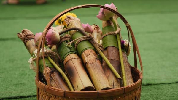 โยงทวารวดีฟื้นประเพณีกู้ชีพข้าวหลามนครปฐม